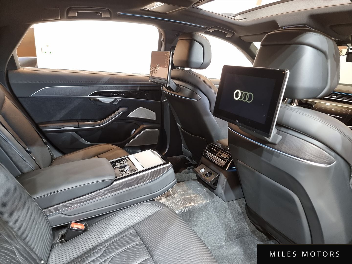 Audi A8 (D5) 2023 — миниатюра 11