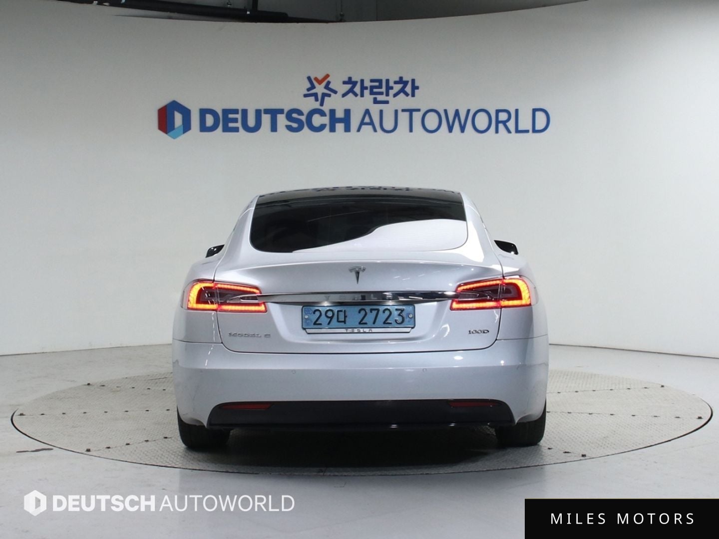 Tesla Model S 2017 — миниатюра 4