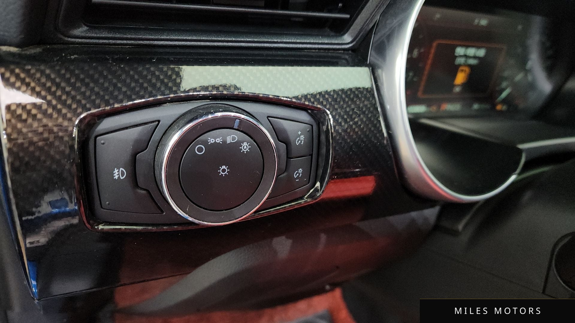 Ford 머스탱 2020 — миниатюра 17