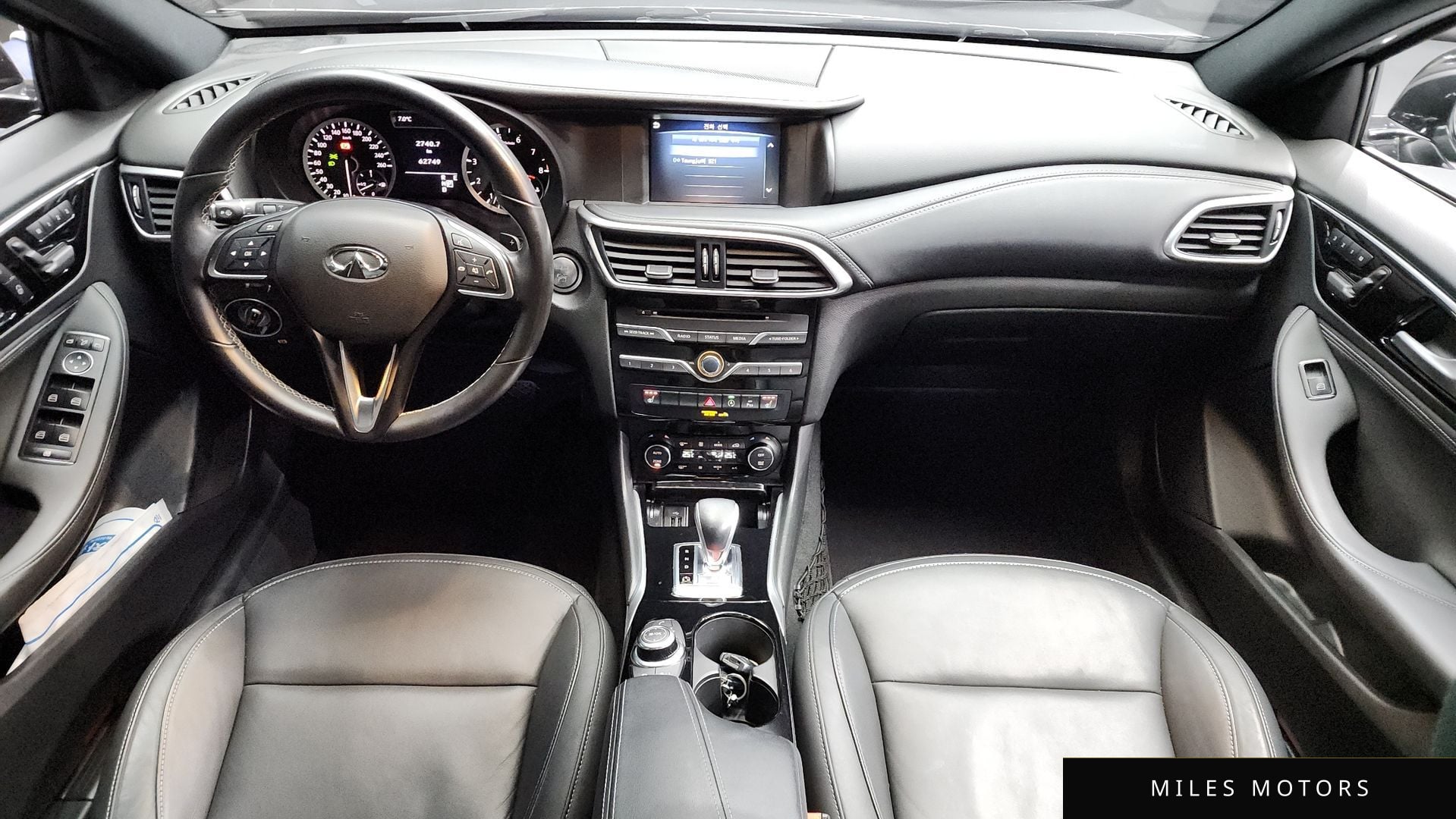 Infiniti Q30 2019 — миниатюра 7
