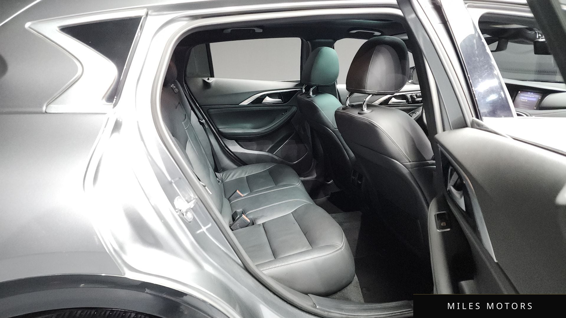 Infiniti Q30 2019 — миниатюра 12