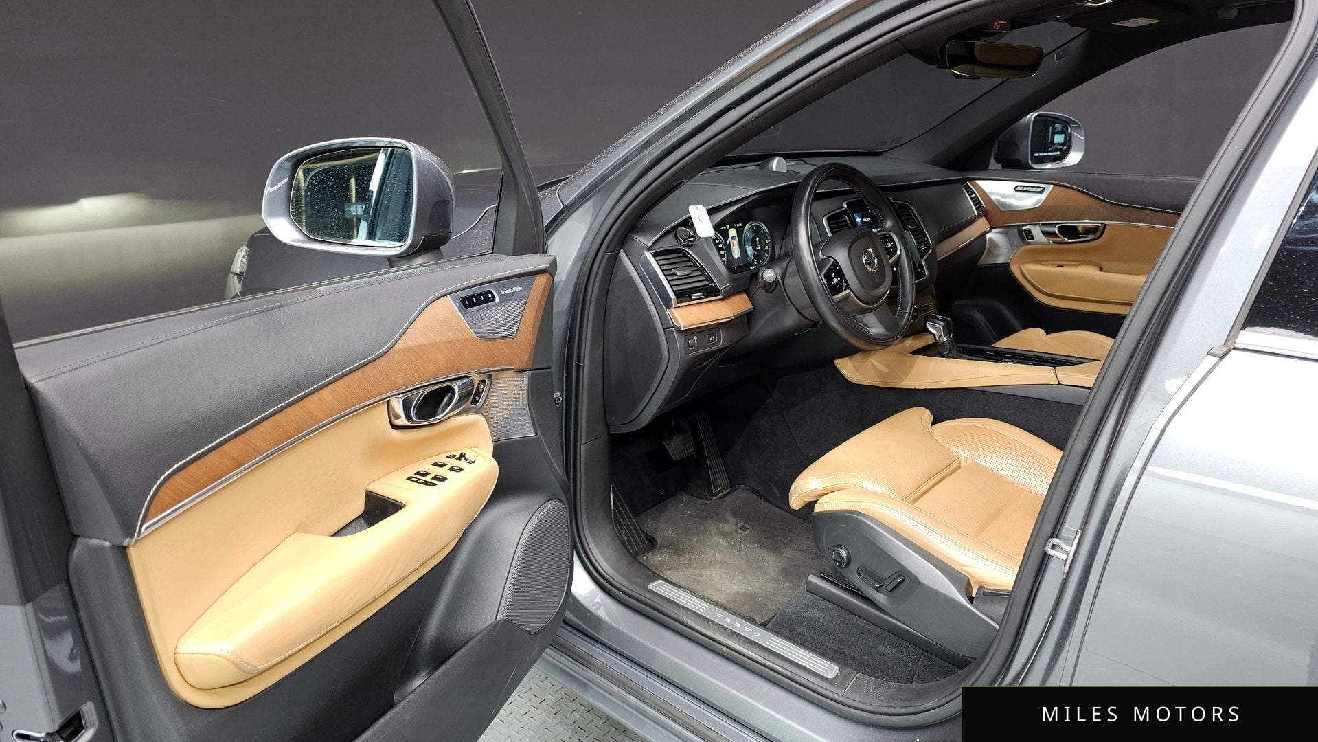Volvo XC90 2019 — миниатюра 10