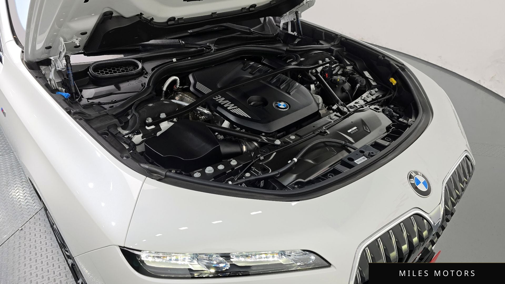 BMW 7 Series (G70) 2024 — миниатюра 6