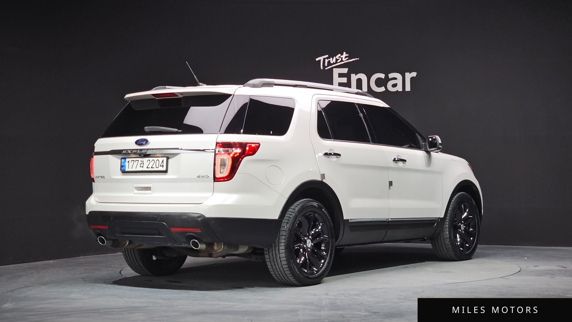 Ford Explorer 2015 — миниатюра 2