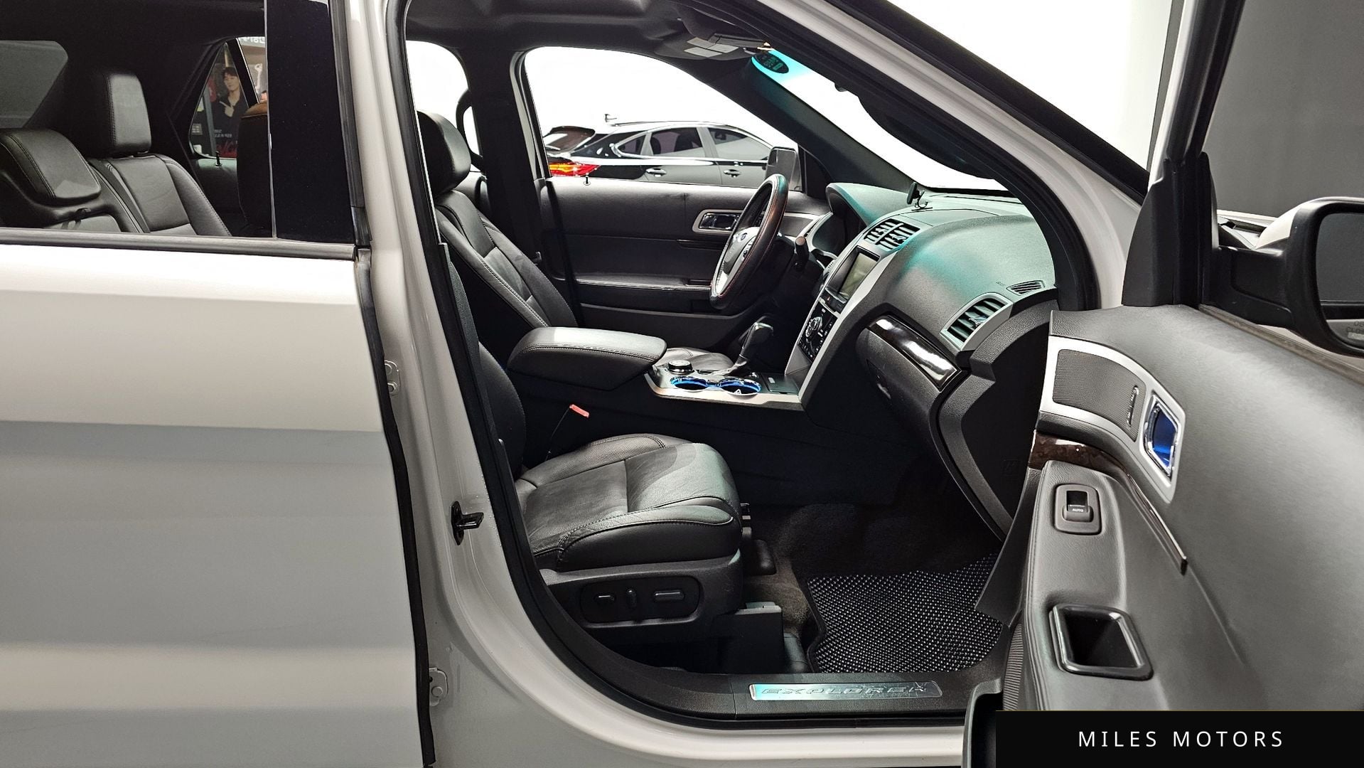 Ford Explorer 2015 — миниатюра 11