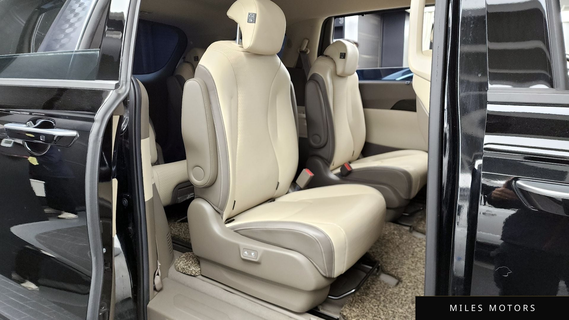 Kia Carnival 2021 — миниатюра 12