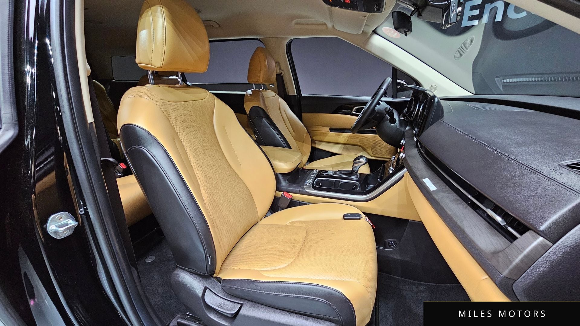 Kia Carnival 2023 — миниатюра 10