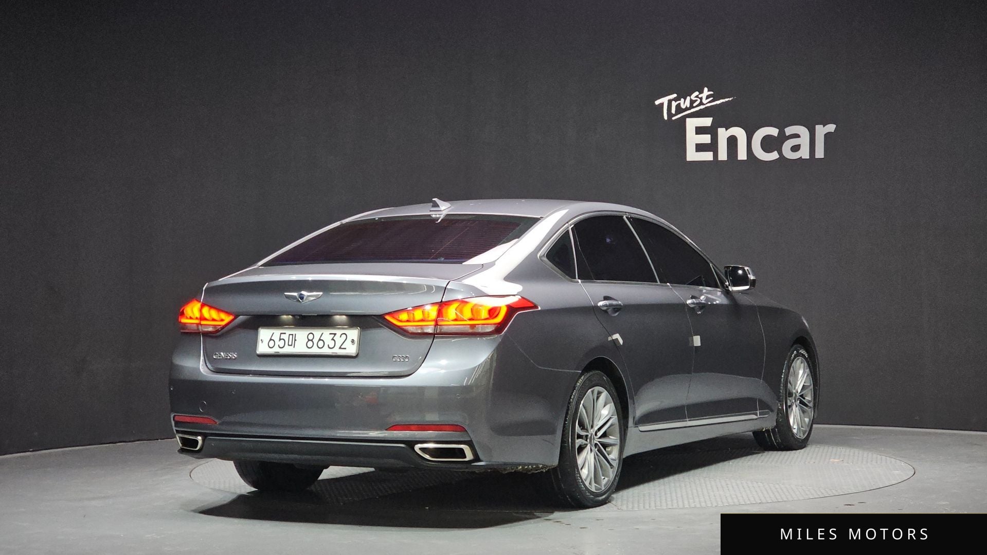 Hyundai Genesis 2015 — миниатюра 2