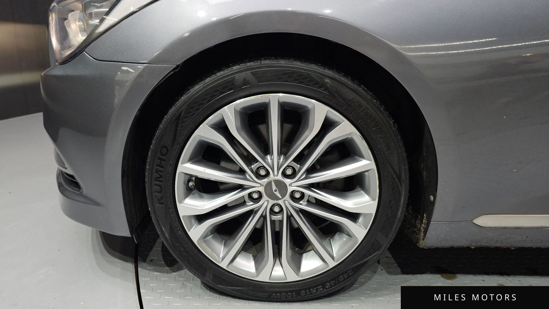 Hyundai Genesis 2015 — миниатюра 5
