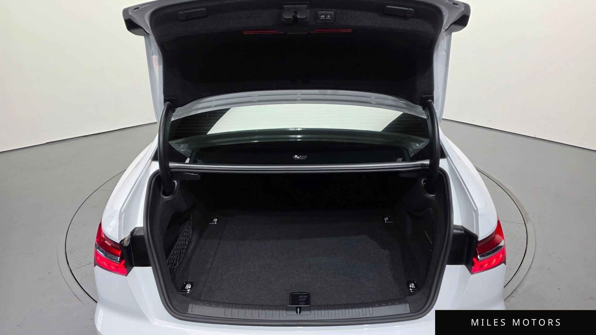 Audi A6 (C8) 2021 — миниатюра 20