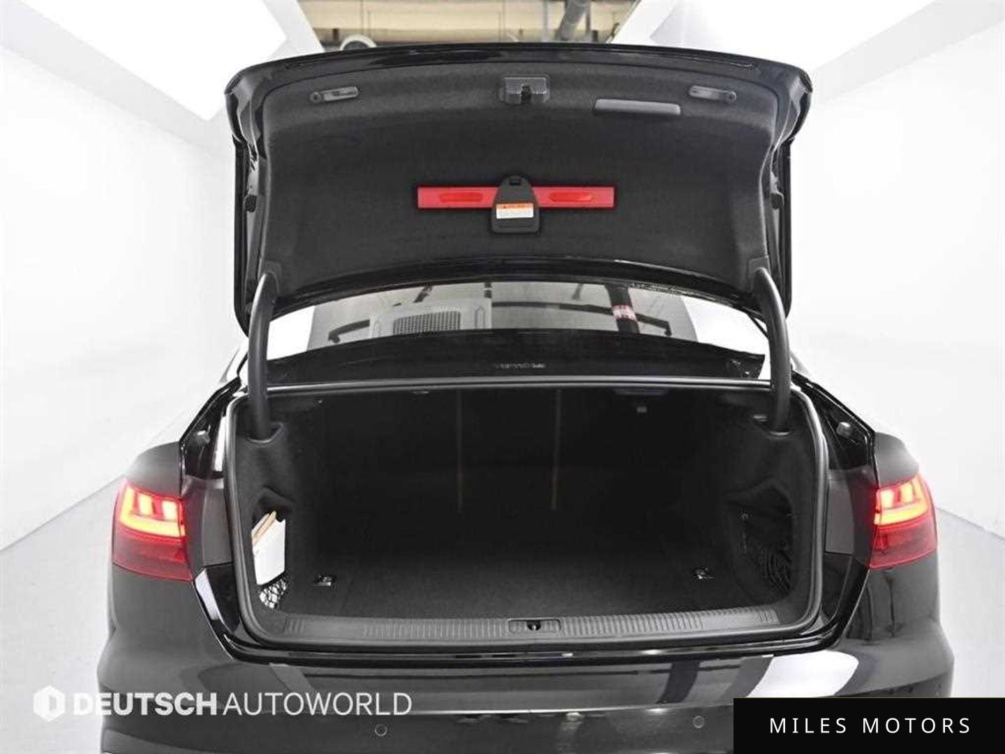 Audi A4 (B9) 2023 — миниатюра 20