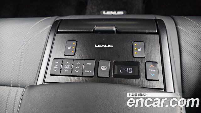Лексус ES300h 2023 — миниатюра 18