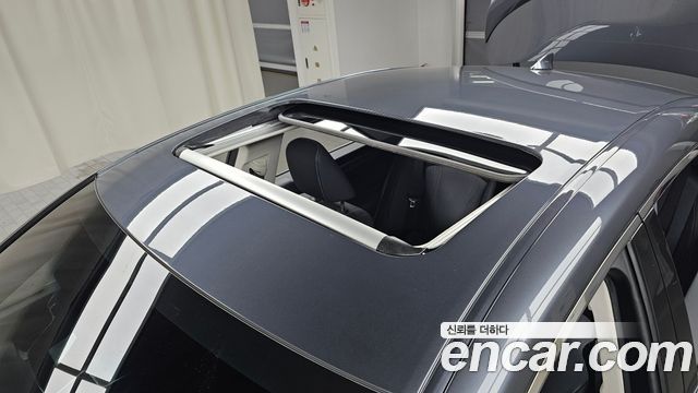 Лексус ES300h 2023 — миниатюра 19