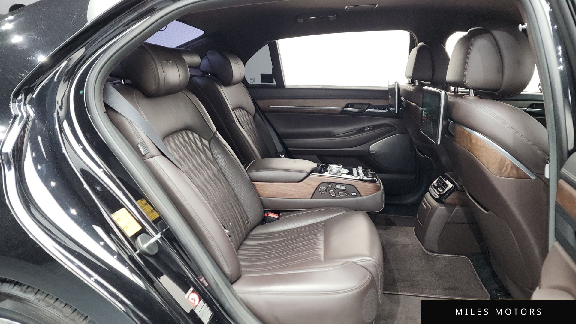 Genesis G90 2019 — миниатюра 12