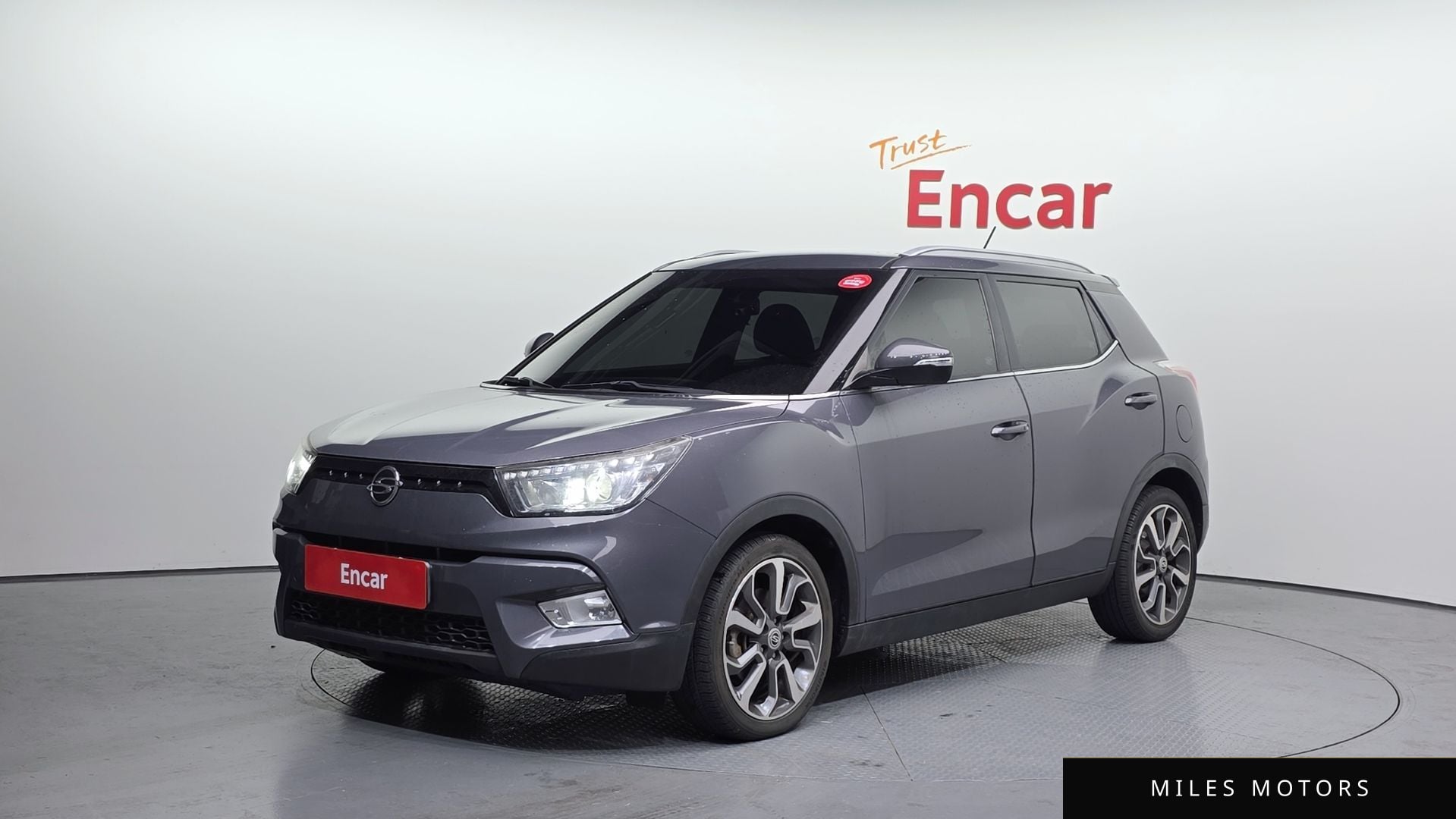 KG Mobility Tivoli 2016 — фото 1 из 12