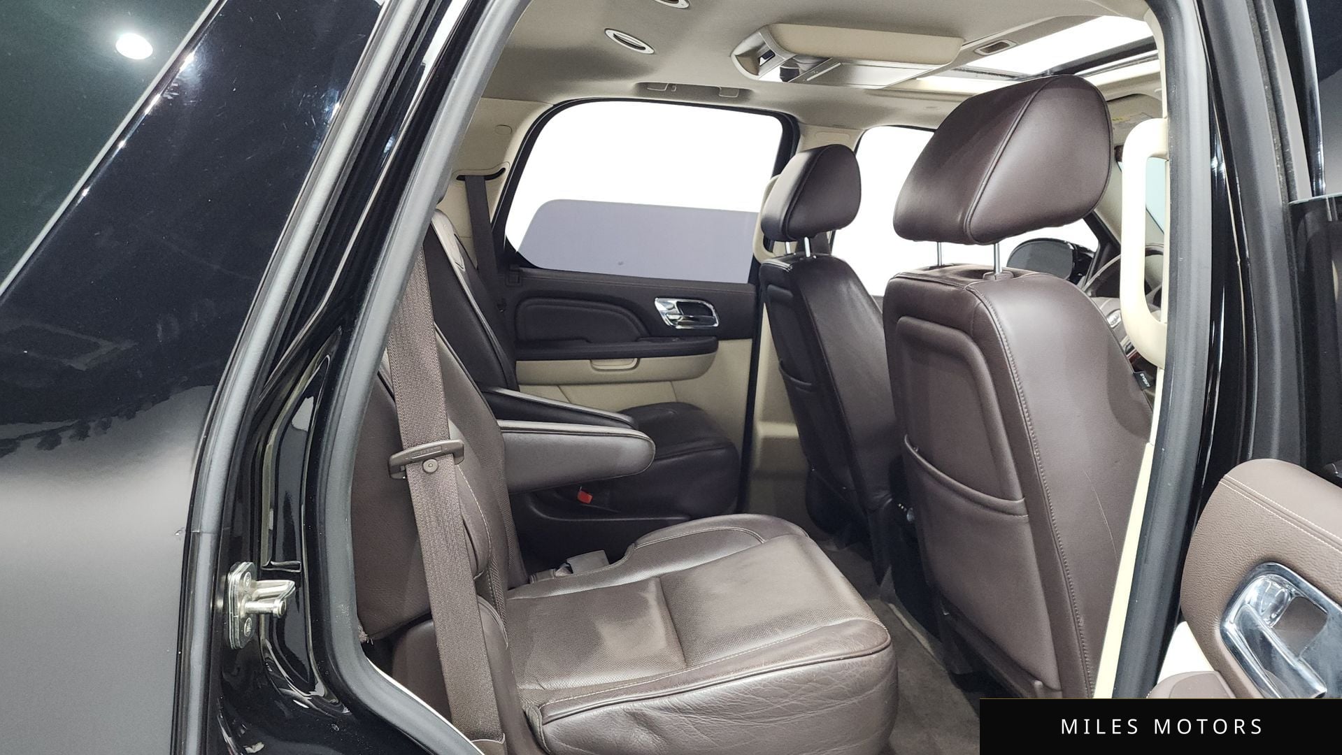 Cadillac Escalade 2012 — миниатюра 12