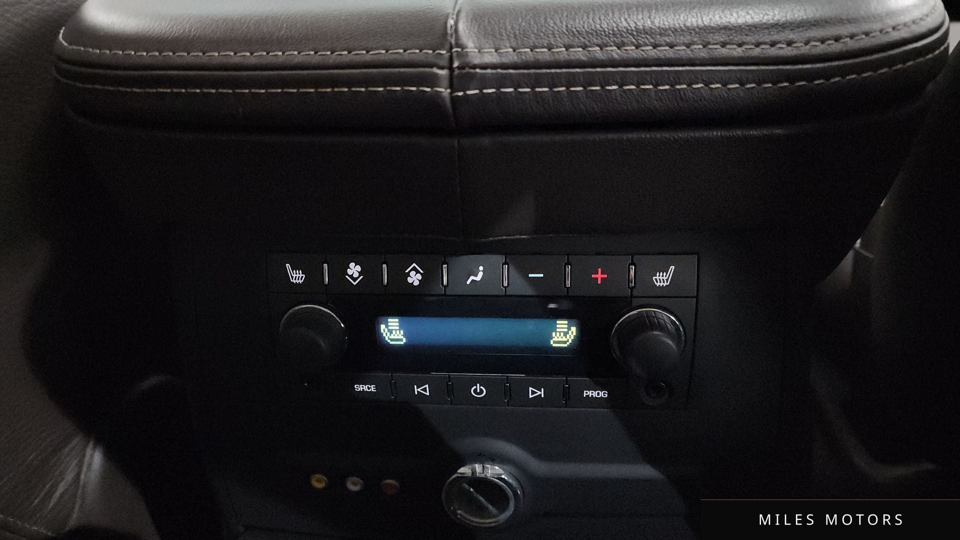 Cadillac Escalade 2012 — миниатюра 19