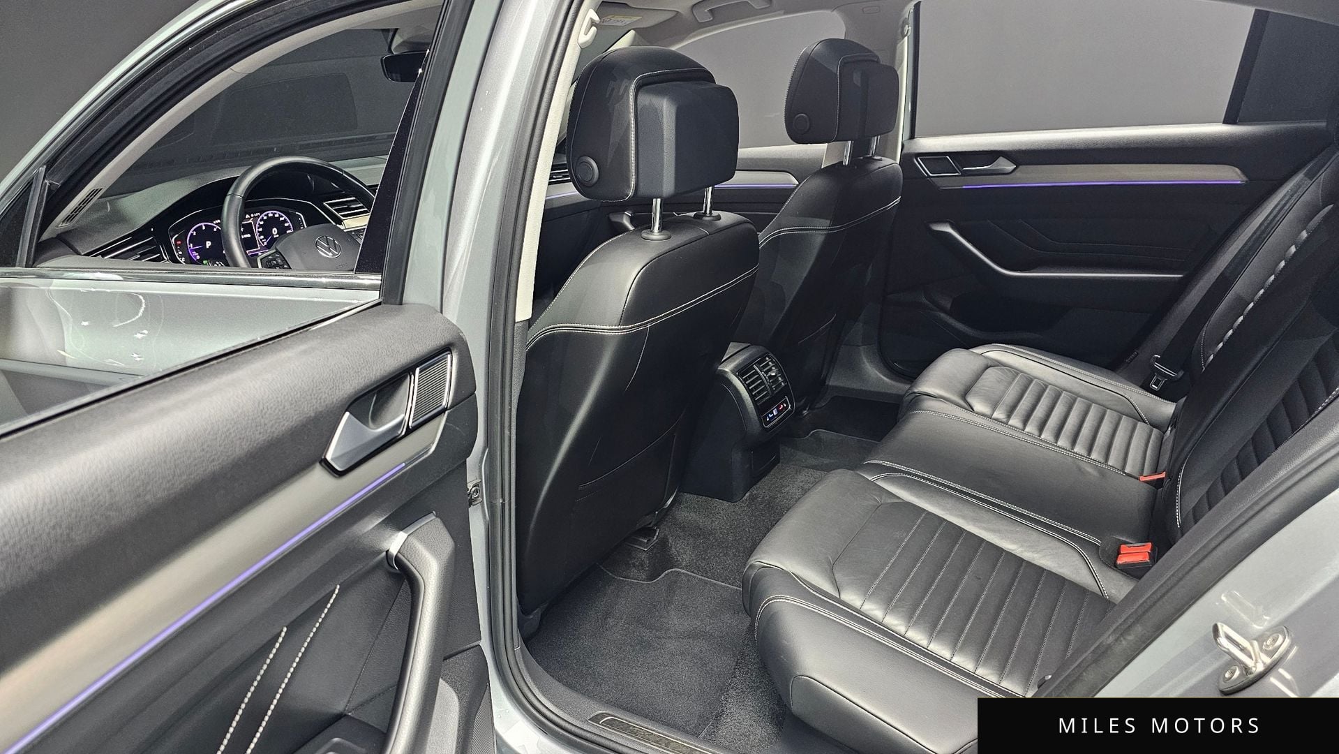 Volkswagen 파사트 GT(B8) 2022 — миниатюра 17