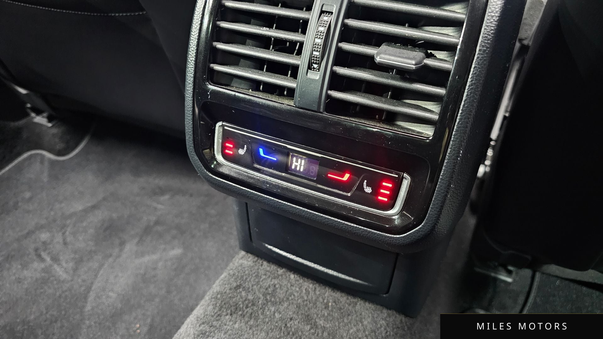 Volkswagen 파사트 GT(B8) 2022 — миниатюра 18