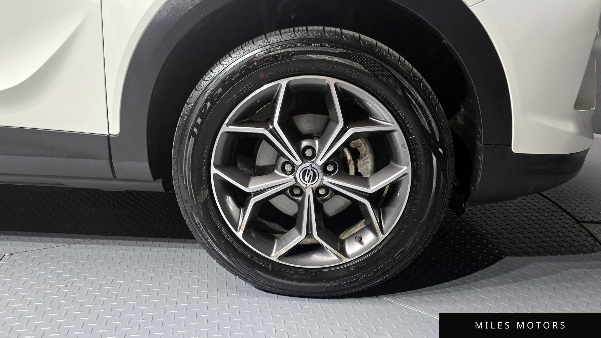 KG Mobility 뷰티풀 코란도 2022 — миниатюра 5
