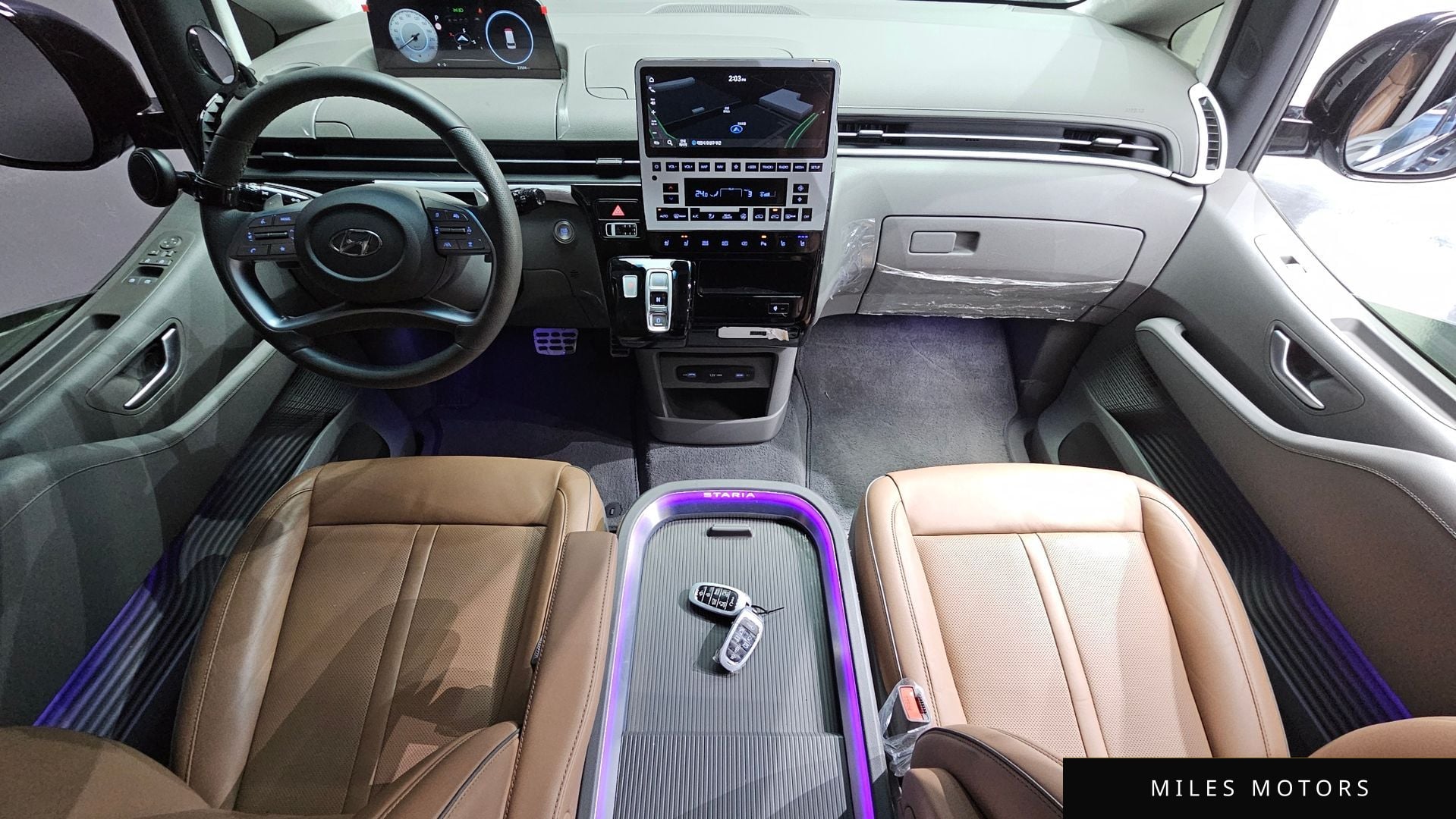 Hyundai Staria 2024 — миниатюра 7
