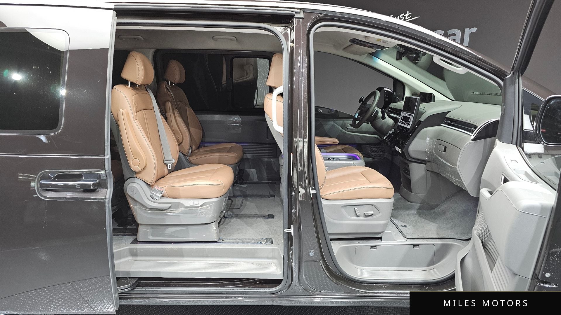 Hyundai Staria 2024 — миниатюра 11