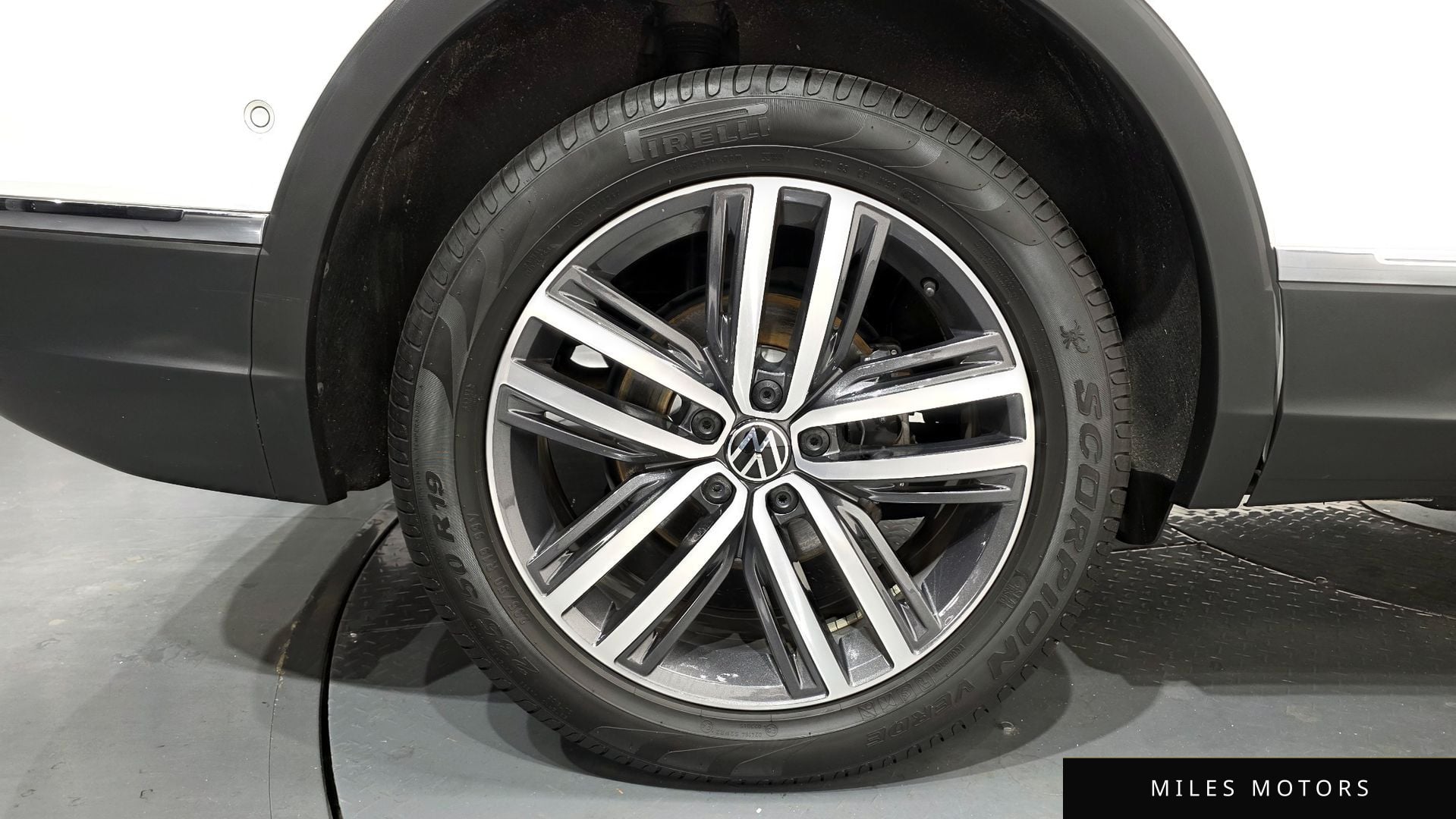 Volkswagen Tiguan 2024 — миниатюра 5