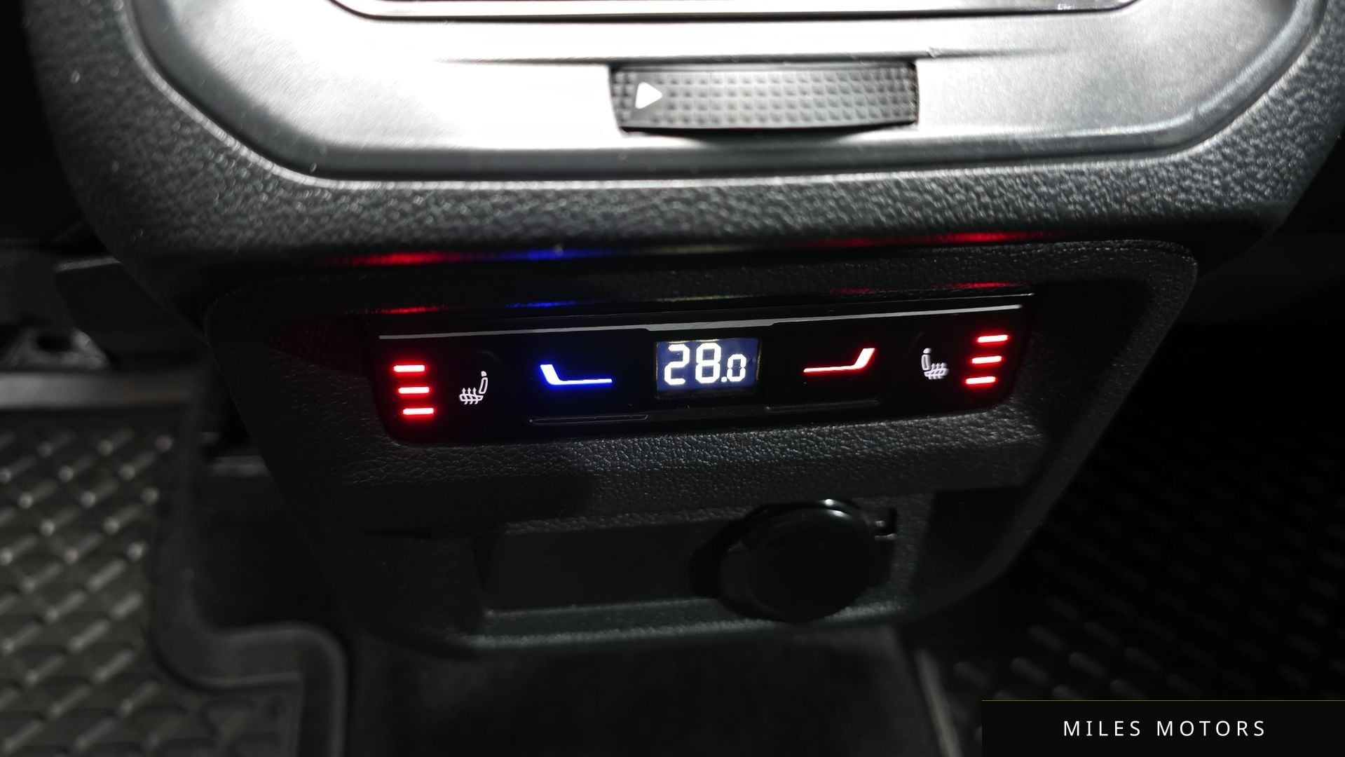 Volkswagen Tiguan 2024 — миниатюра 18