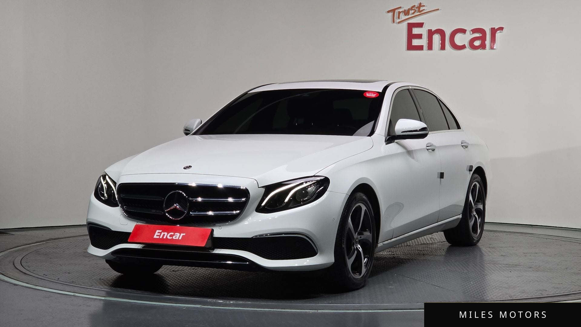 Mercedes-Benz E-Class W213 2020 — фото 1 из 12