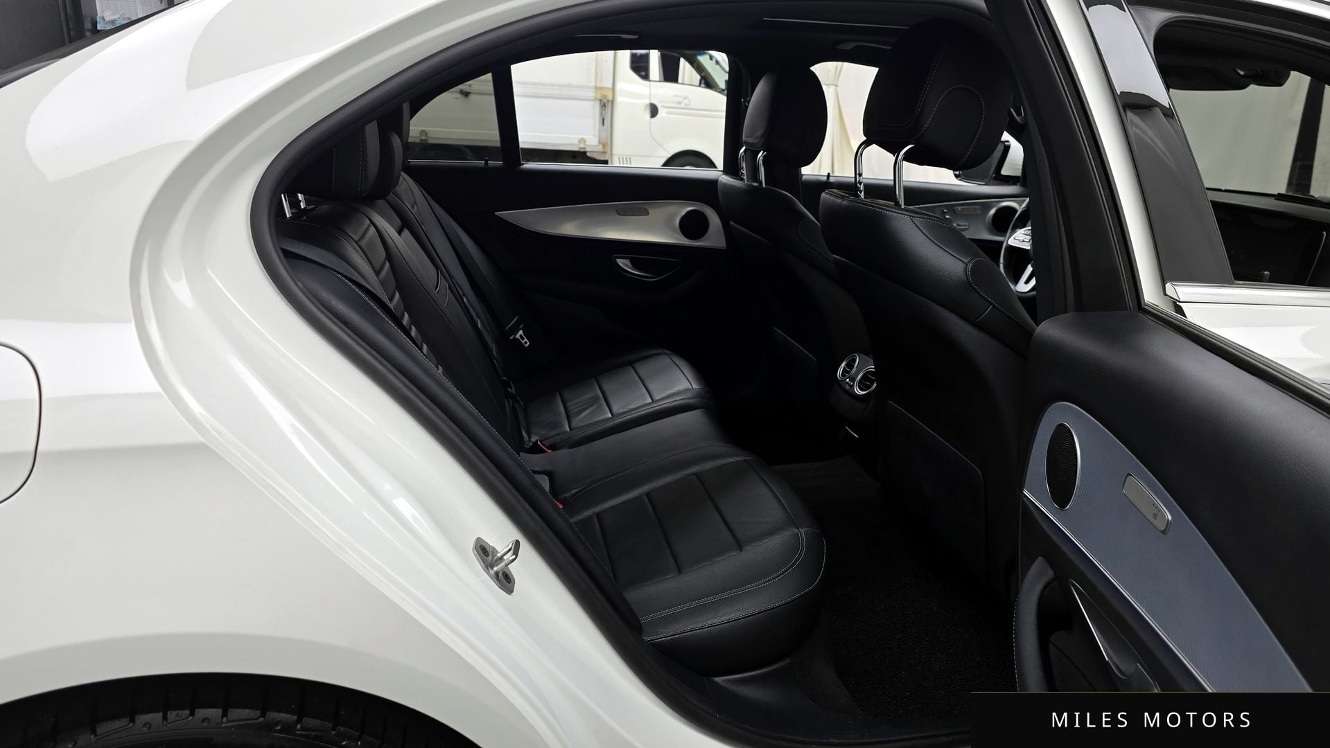 Mercedes-Benz E-Class W213 2020 — миниатюра 12