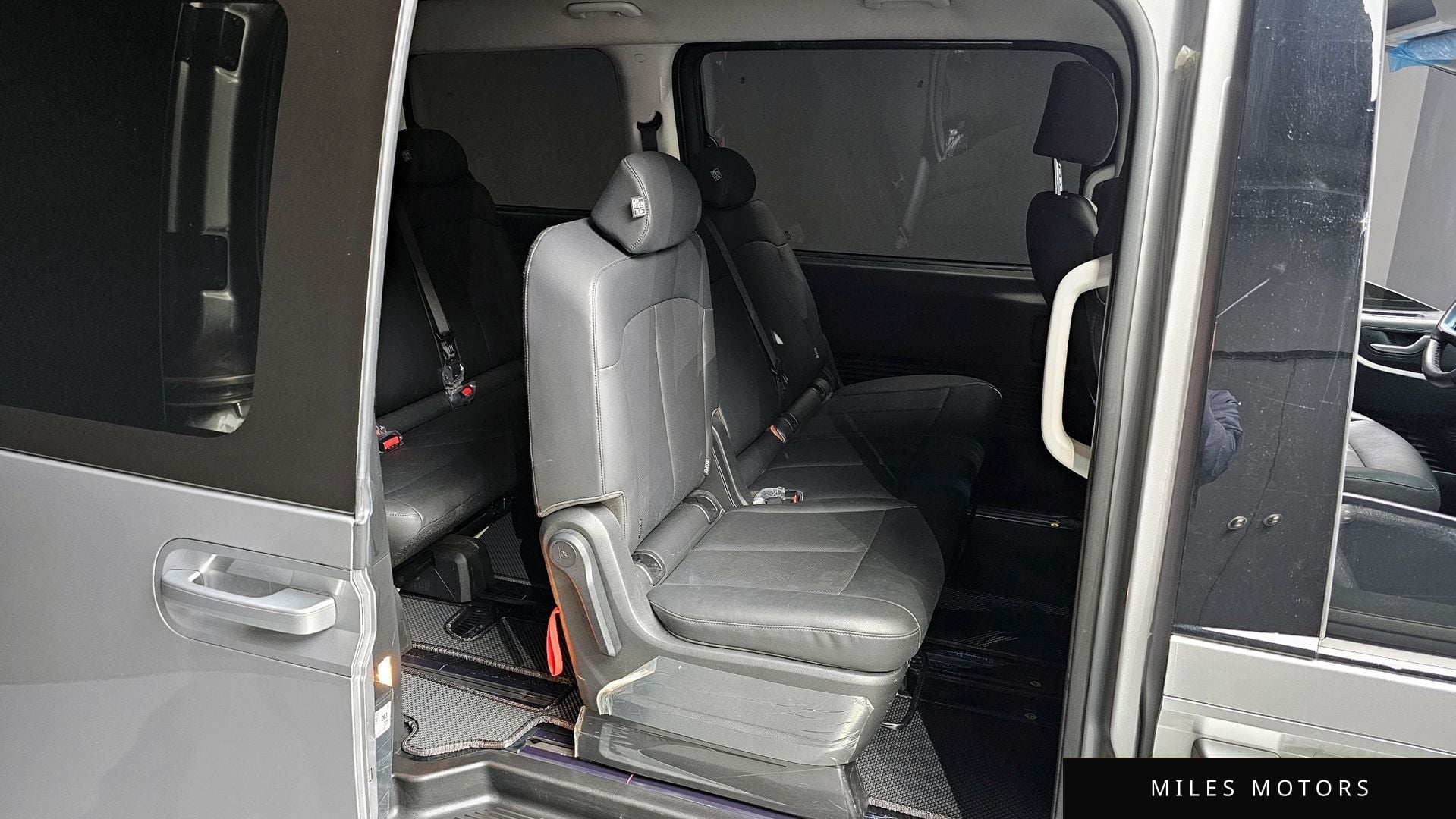 Hyundai Staria 2025 — миниатюра 12