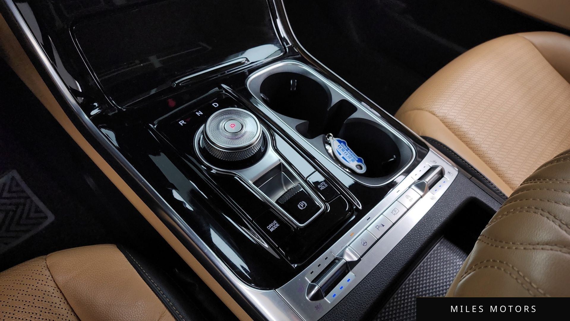 Kia Carnival 2021 — миниатюра 9