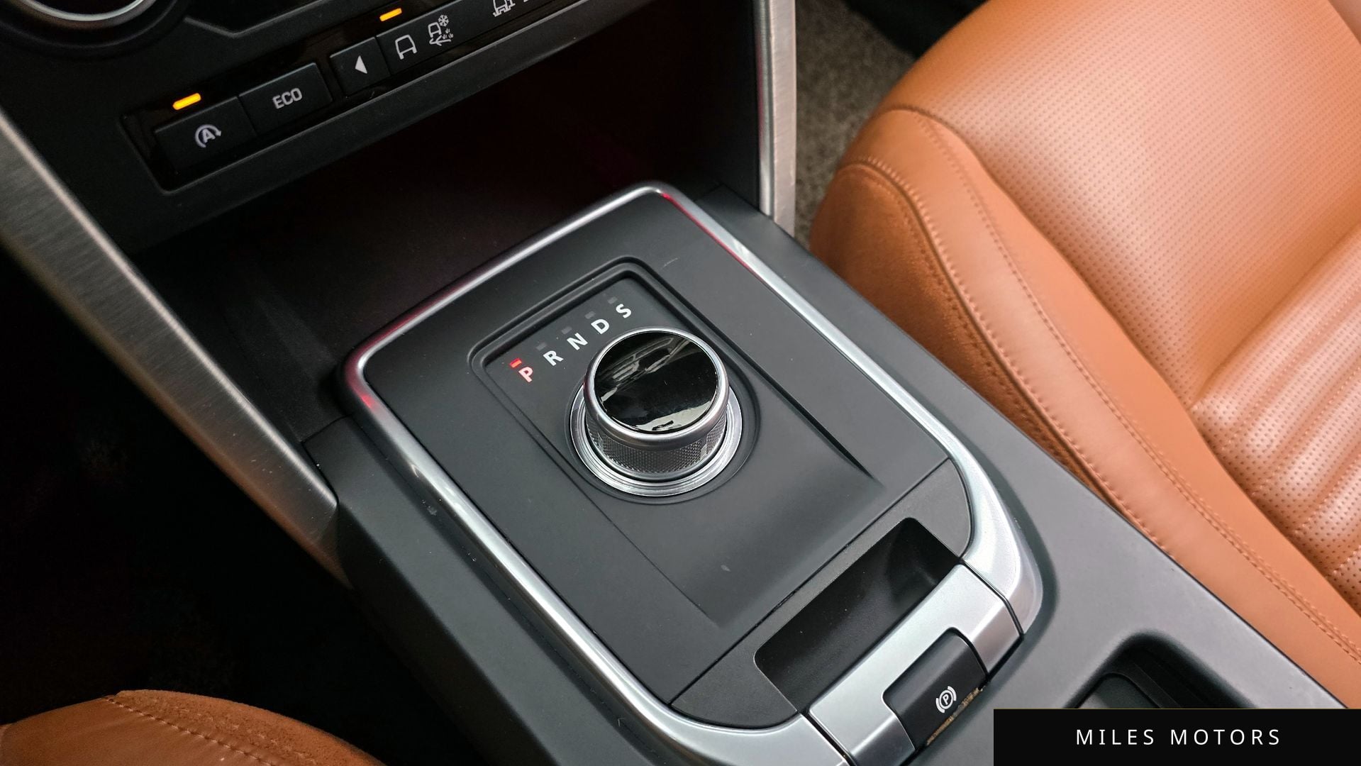 Land Rover Discovery Sport 2016 — миниатюра 9