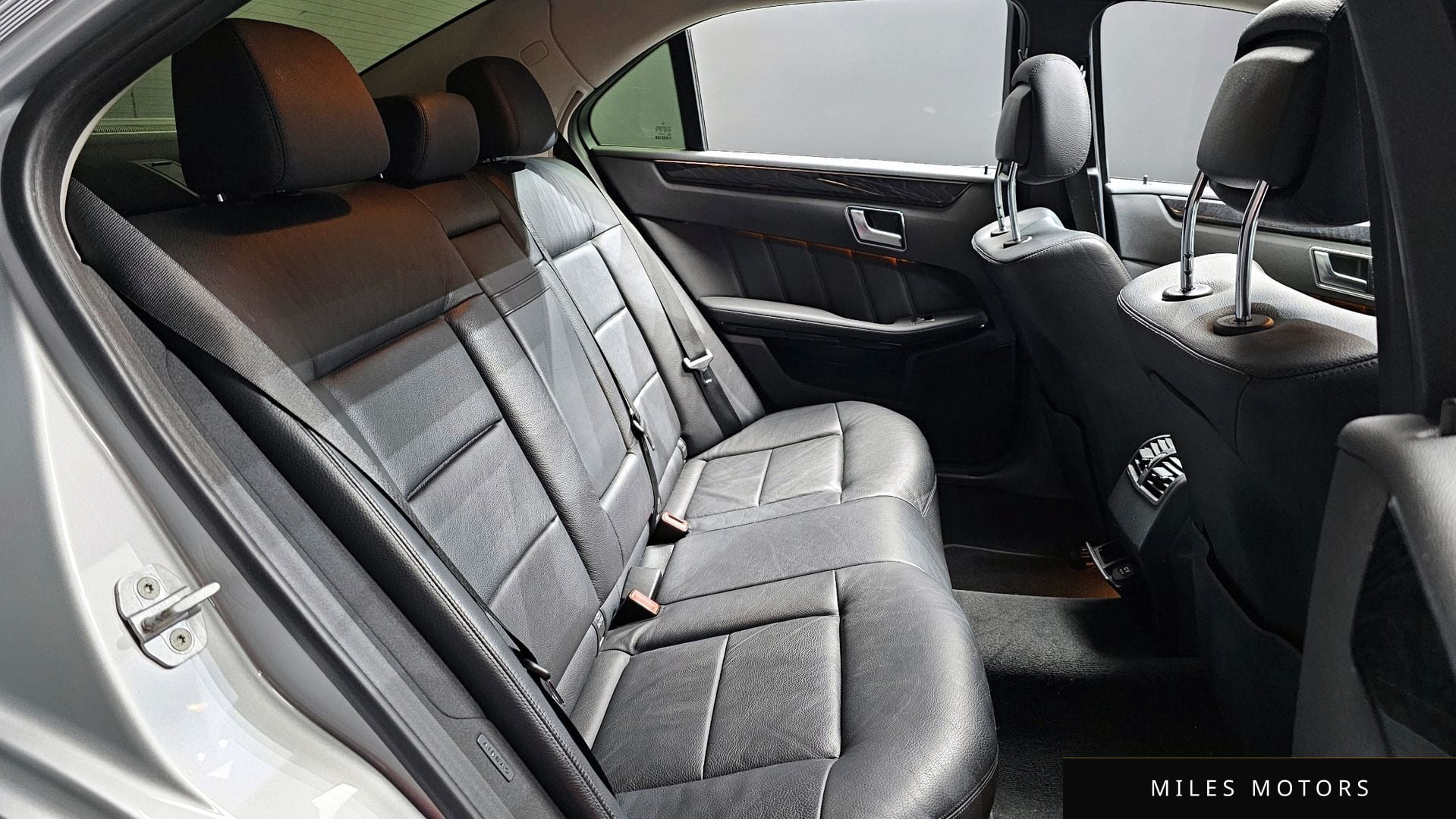 Mercedes-Benz E-Class W212 2013 — миниатюра 12