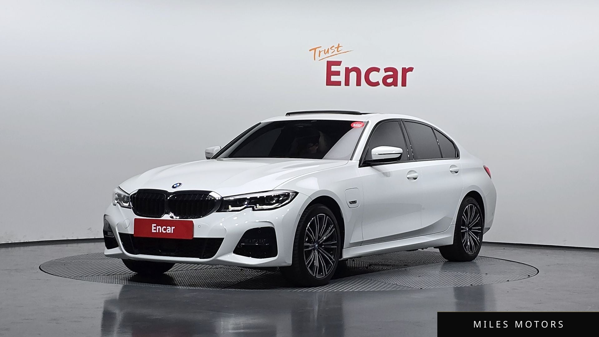 BMW 3 Series (G20) 2022 — фото 1 из 12