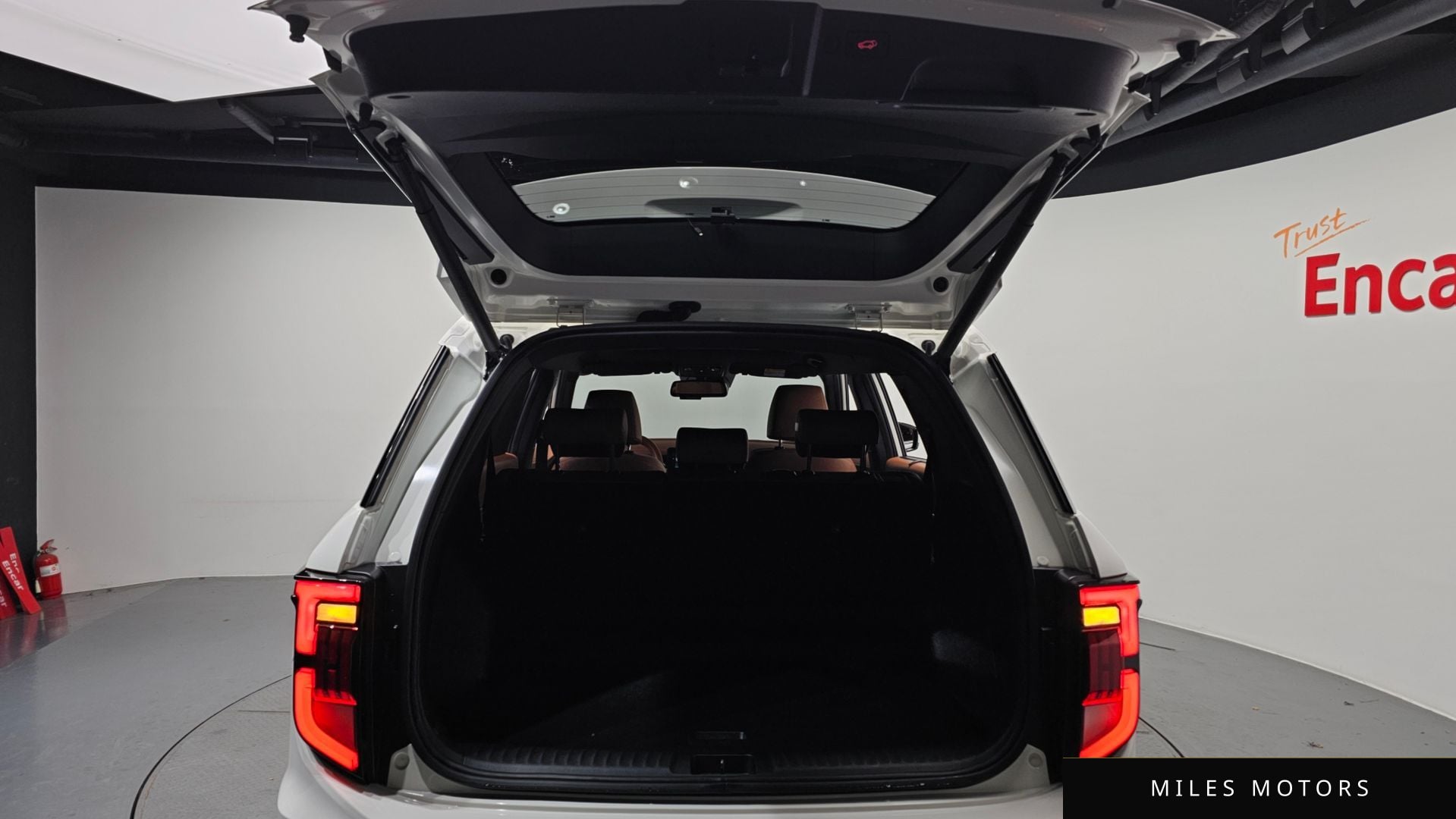 KG Mobility 토레스 2023 — миниатюра 20