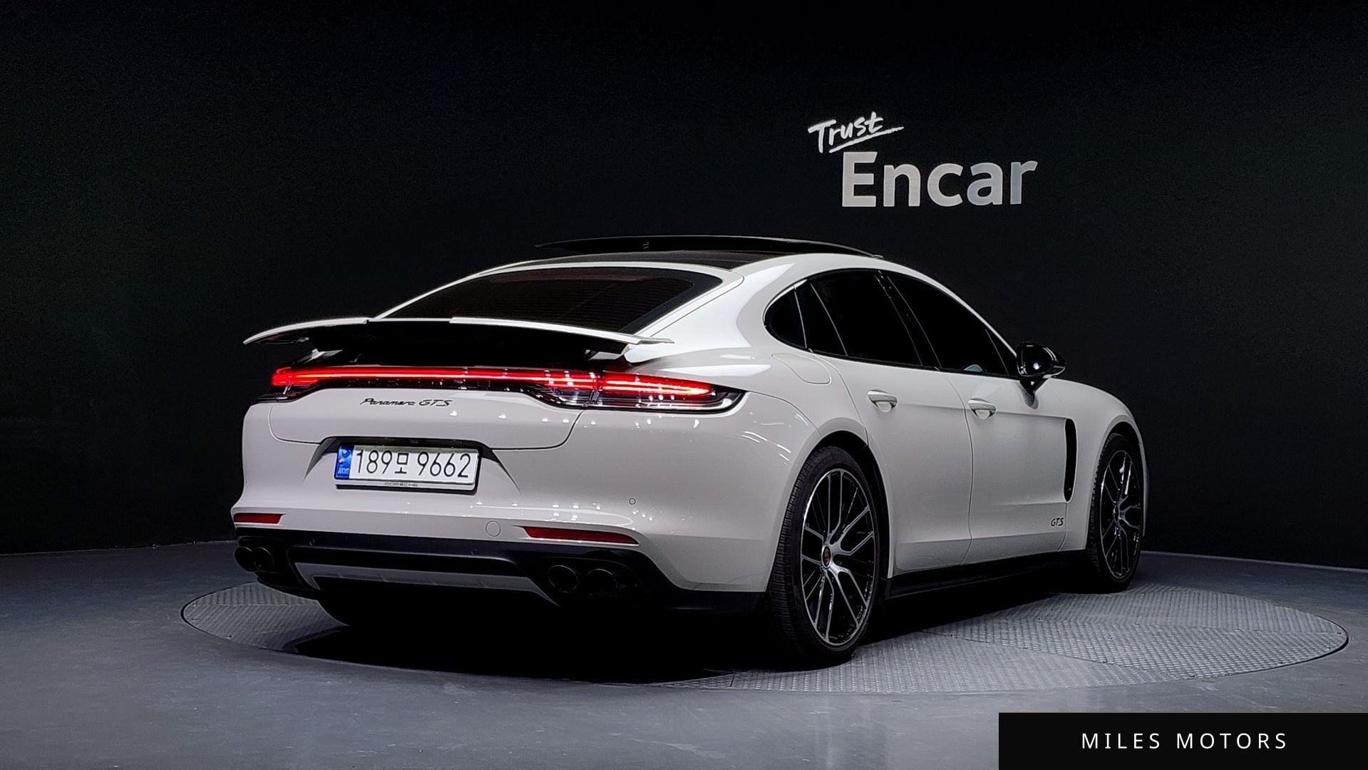 Porsche 파나메라 (971) 2023 — миниатюра 2