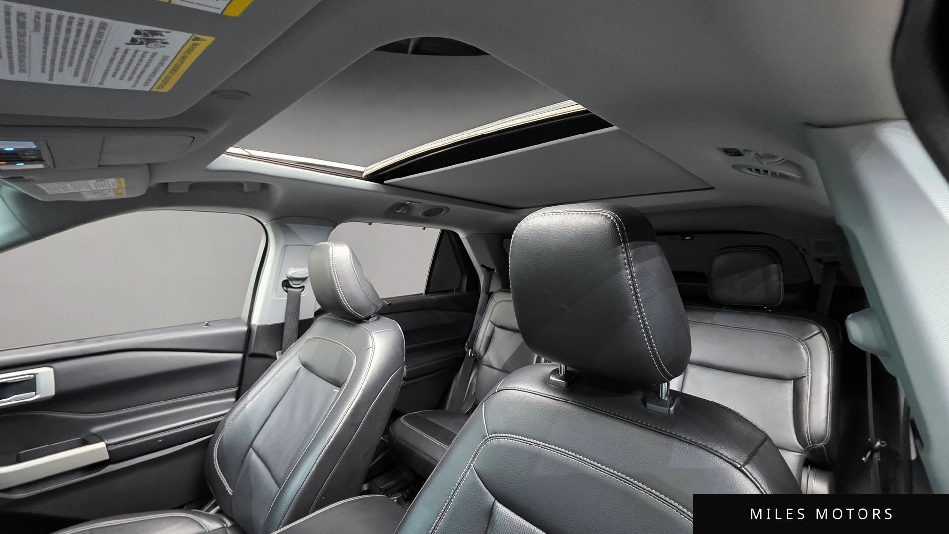 Ford Explorer 2022 — миниатюра 11