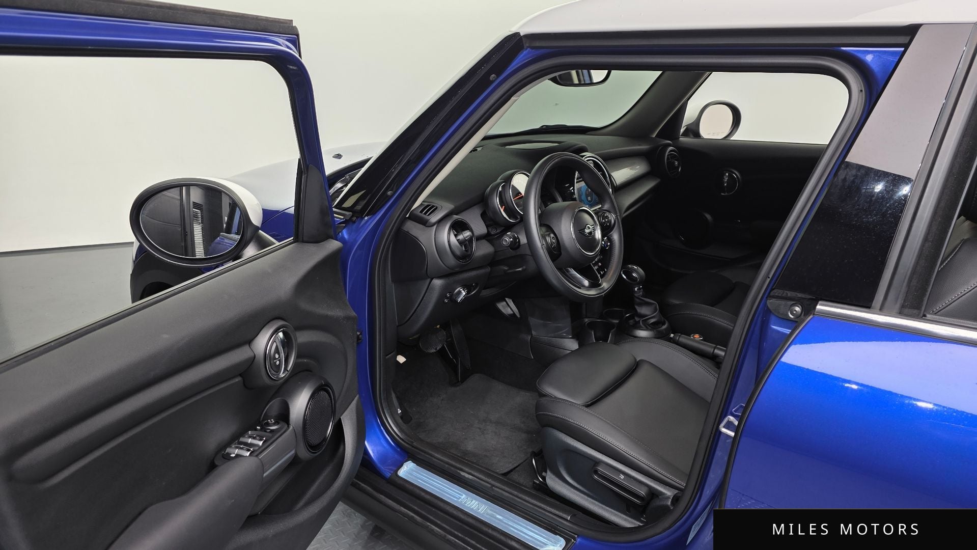 MINI Cooper 2019 — миниатюра 10