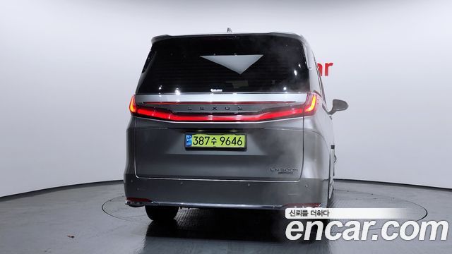 Лексус LM 2025 — миниатюра 4