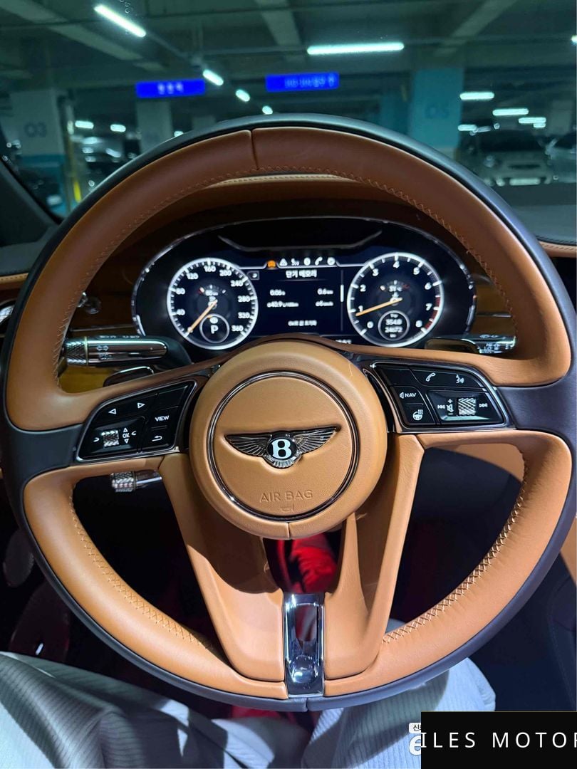 Bentley 컨티넨탈 GT 2020 — миниатюра 8