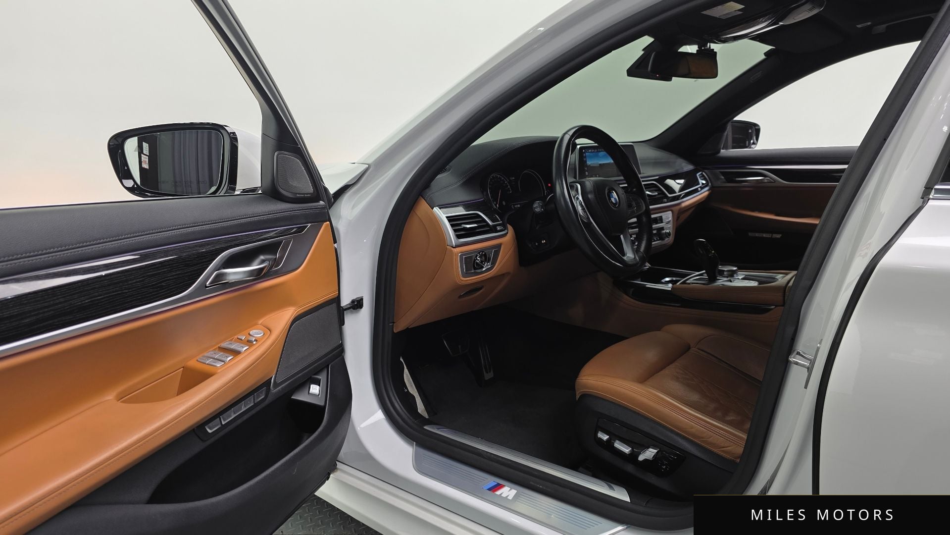 BMW 7시리즈 (G11) 2018 — миниатюра 13