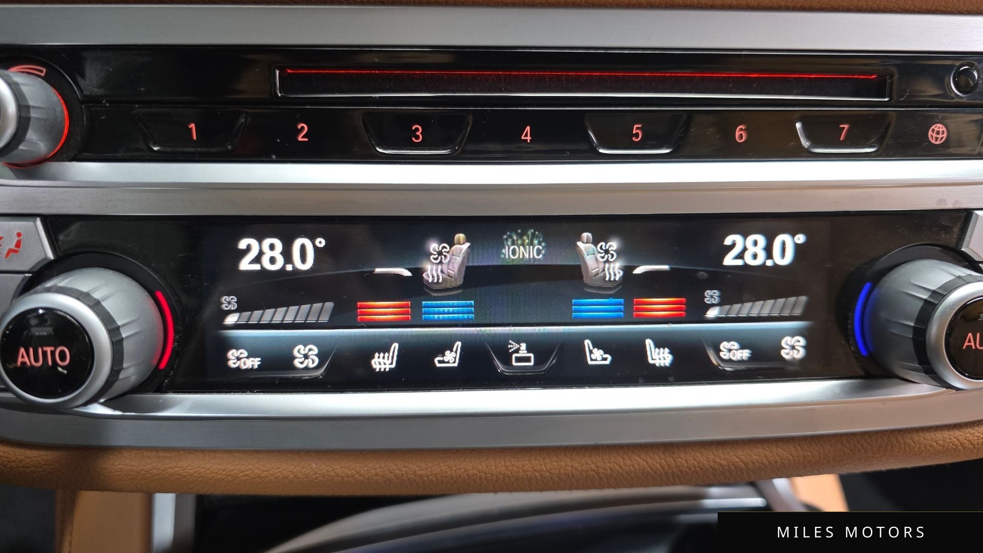 BMW 7시리즈 (G11) 2018 — миниатюра 18