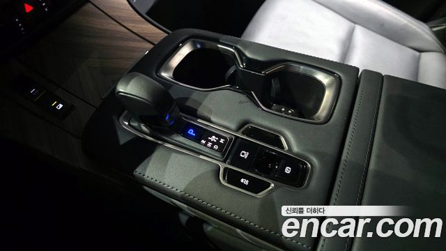 Лексус LM 2025 — миниатюра 9