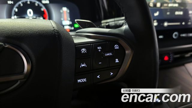 Лексус LM 2025 — миниатюра 18