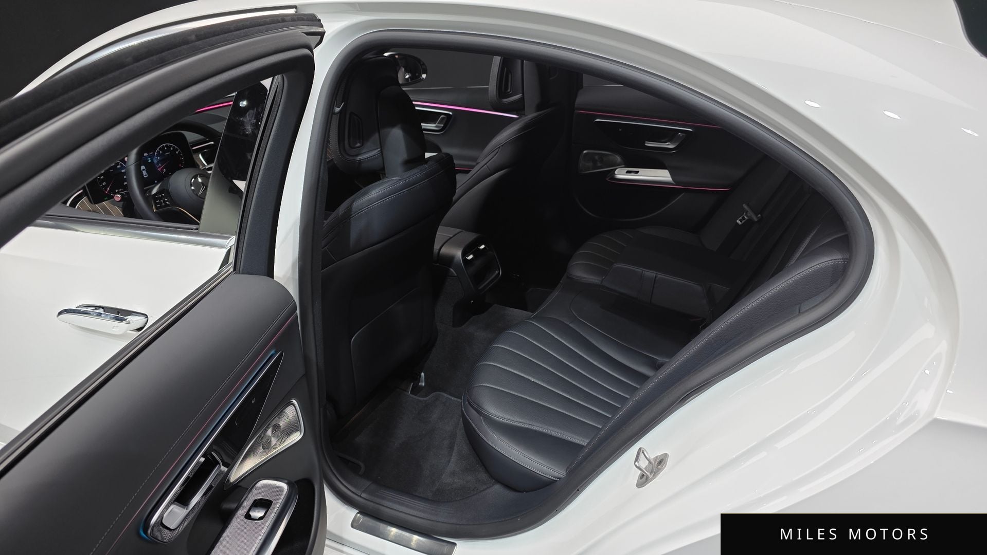 Mercedes-Benz E-Class W214 2025 — миниатюра 11