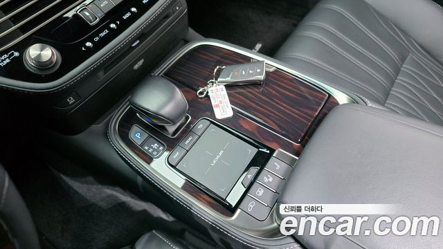 Лексус LS500 2021 — миниатюра 9