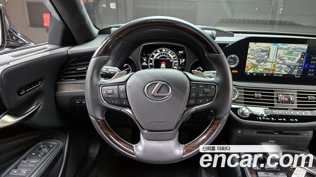 Лексус LS500 2021 — миниатюра 13