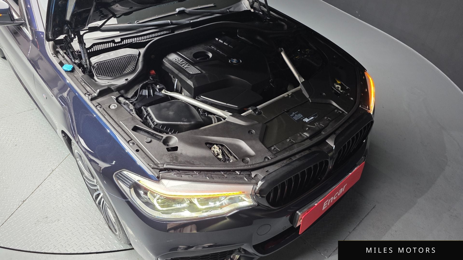 BMW 5 Series (G30) 2019 — миниатюра 6