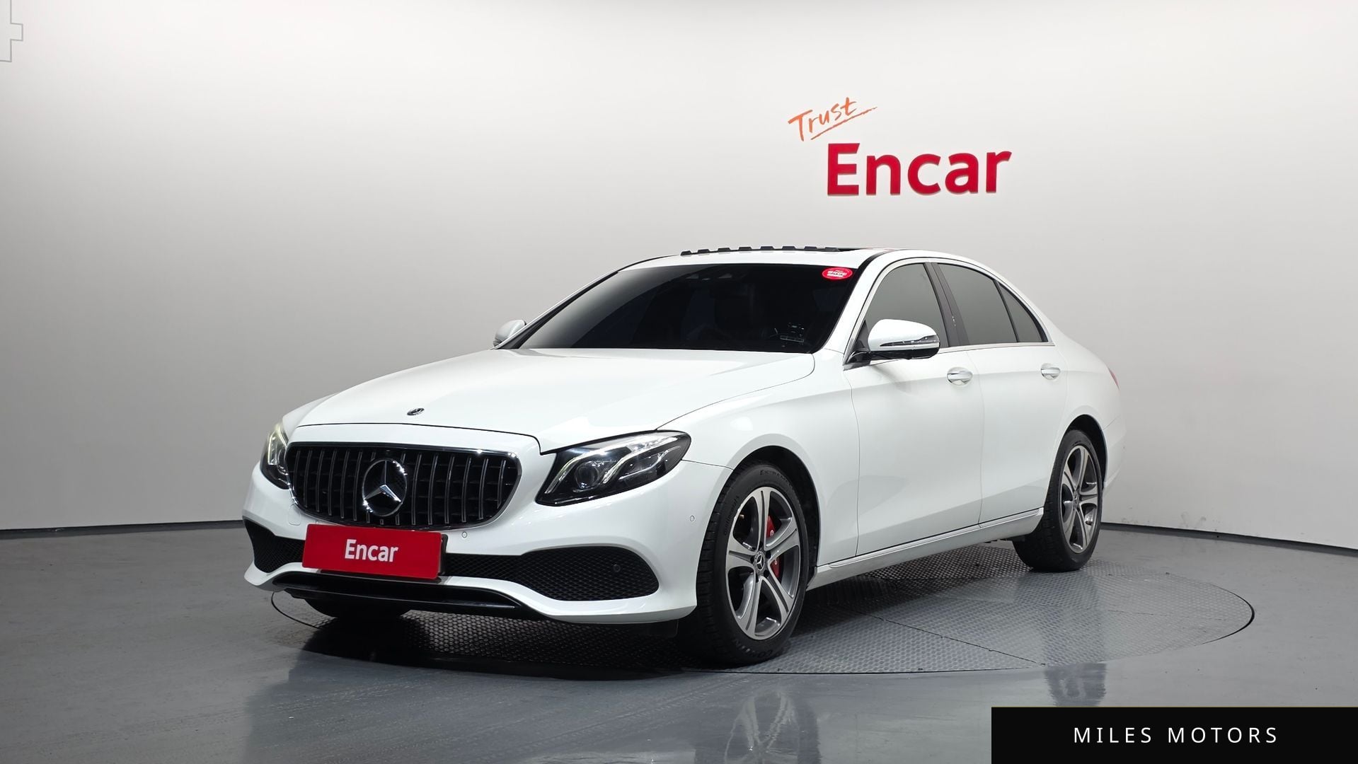 Mercedes-Benz E-Class W213 2018 — фото 1 из 12